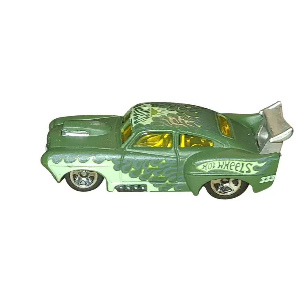 2001 Hot Wheels Jaded Green Diecast Car 1:64 Malaysia